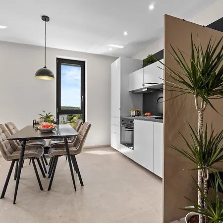Pollentia 201 Adriana (adults Only) Apartment Pula
